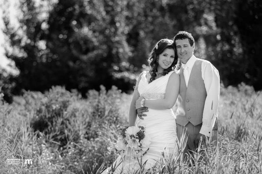Kelly & Gideon – Hastings Lake Gardens Wedding