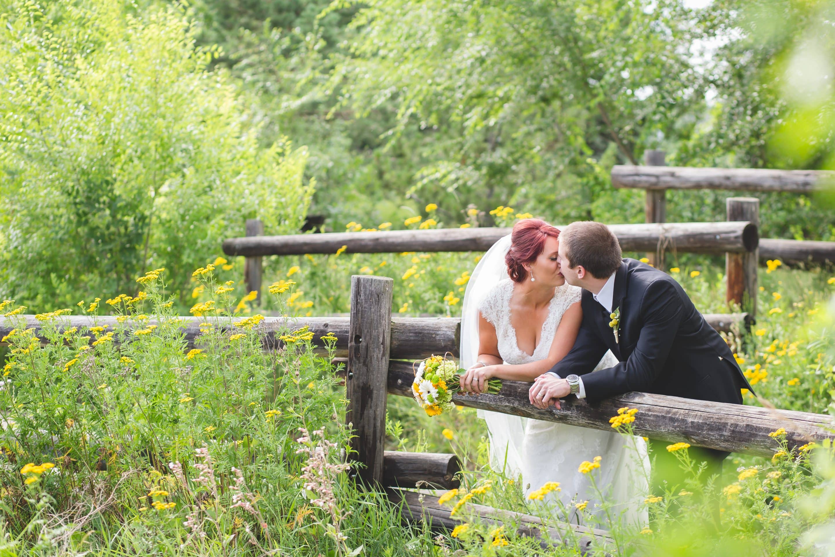 Edmonton Wedding Photographers – Terri & Nathan’s Sneak Peek