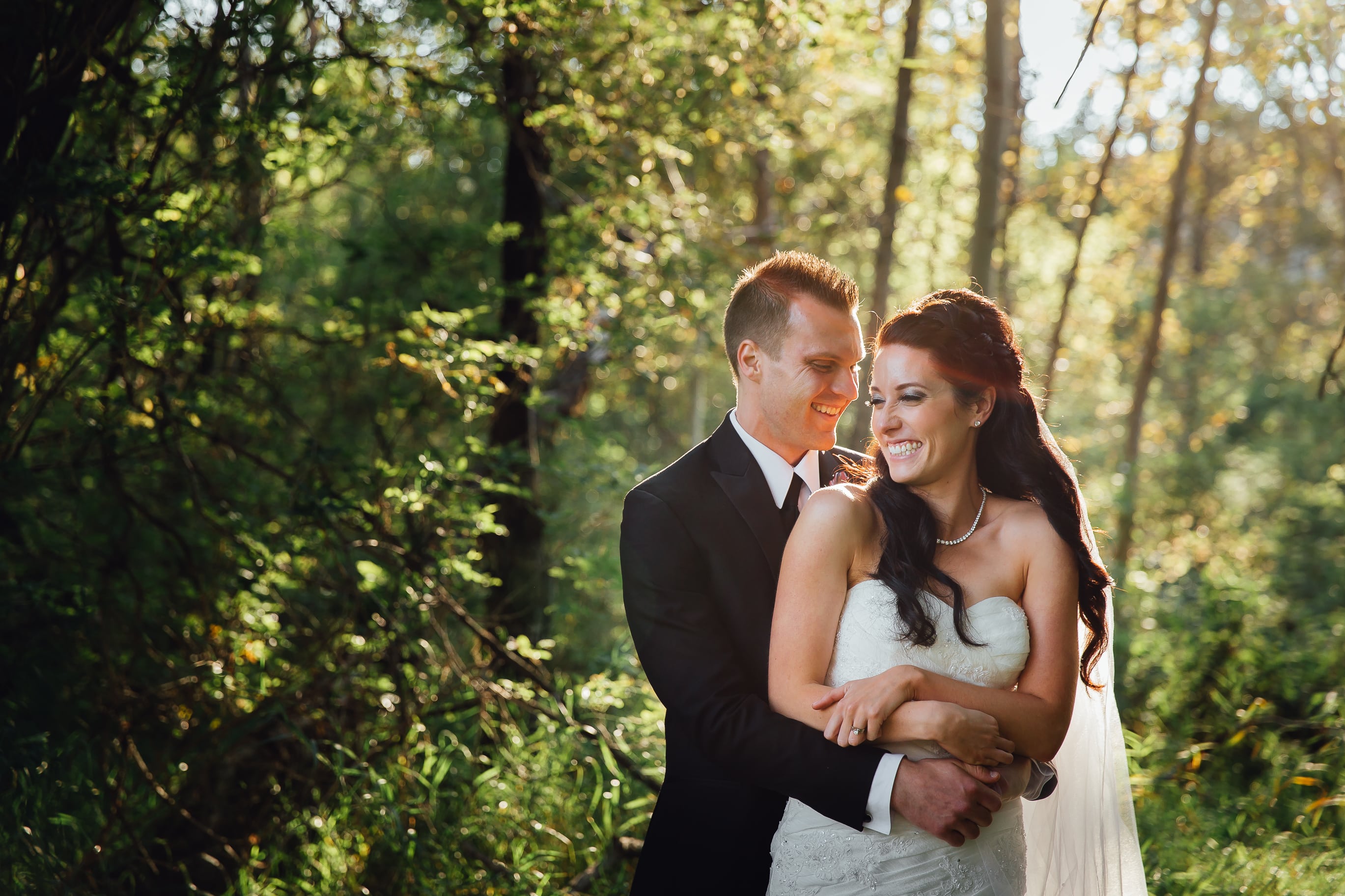 Edmonton Wedding Photographers – Andrea + Jon Sneak Peek