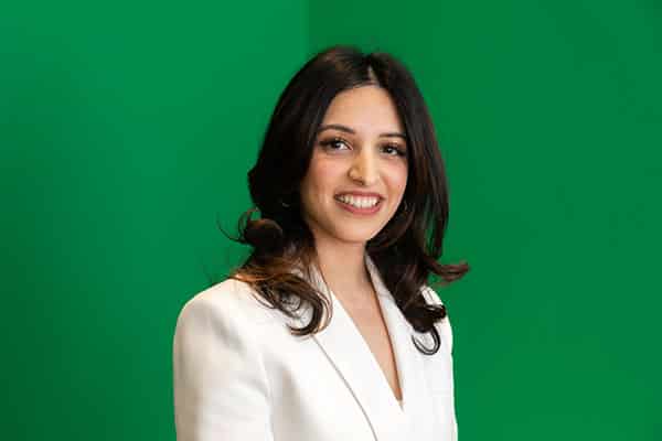 Edmonton corporate headshot photography - on-site photography for Specsavers