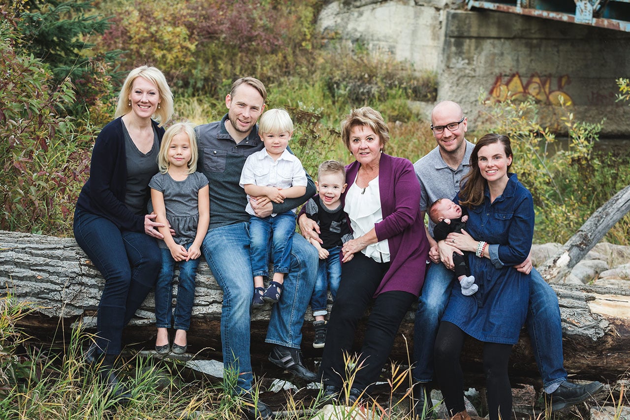 Edmonton portrait photography - McElhone Family in McTaggart Sactuary
